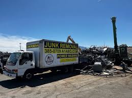 Best Commercial Junk Removal  in New Pek, IN